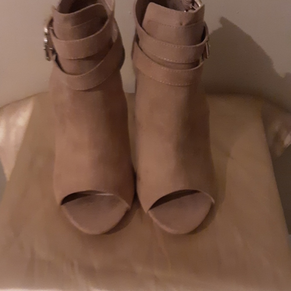 4.75 inch Faux-Suede/Faux-Leather Heels